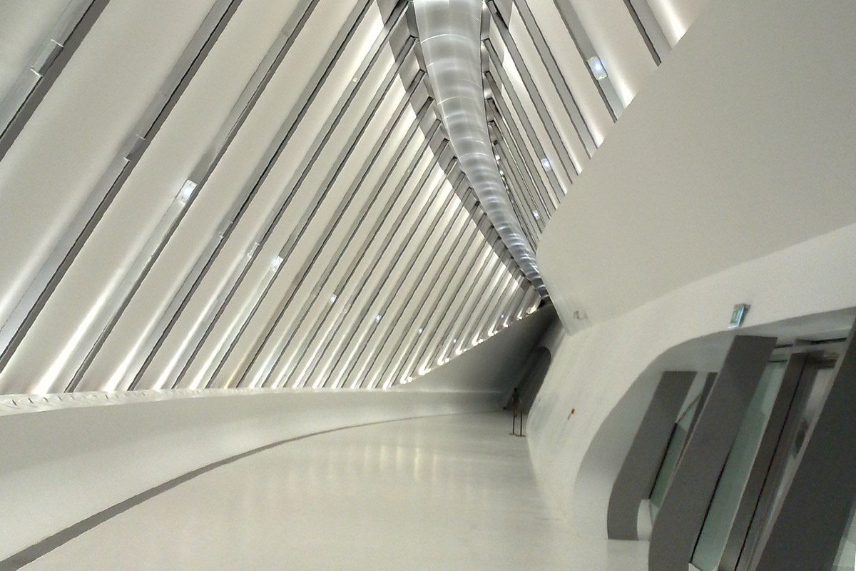 För ökad lydnad har hos oss olika härskartekniker kommit i bruk: begreppsförvirring med inkorrekta/vinklade benämningar, åsiktskorridor med bannlysning av populistiska yttringar och ”änglakör” med många kändisar agerande i åsiktskorridoren.